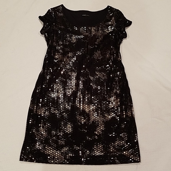 Dress - Picture 4 of 6